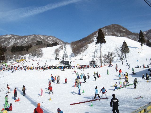 在日本okuibuki的滑雪斜坡